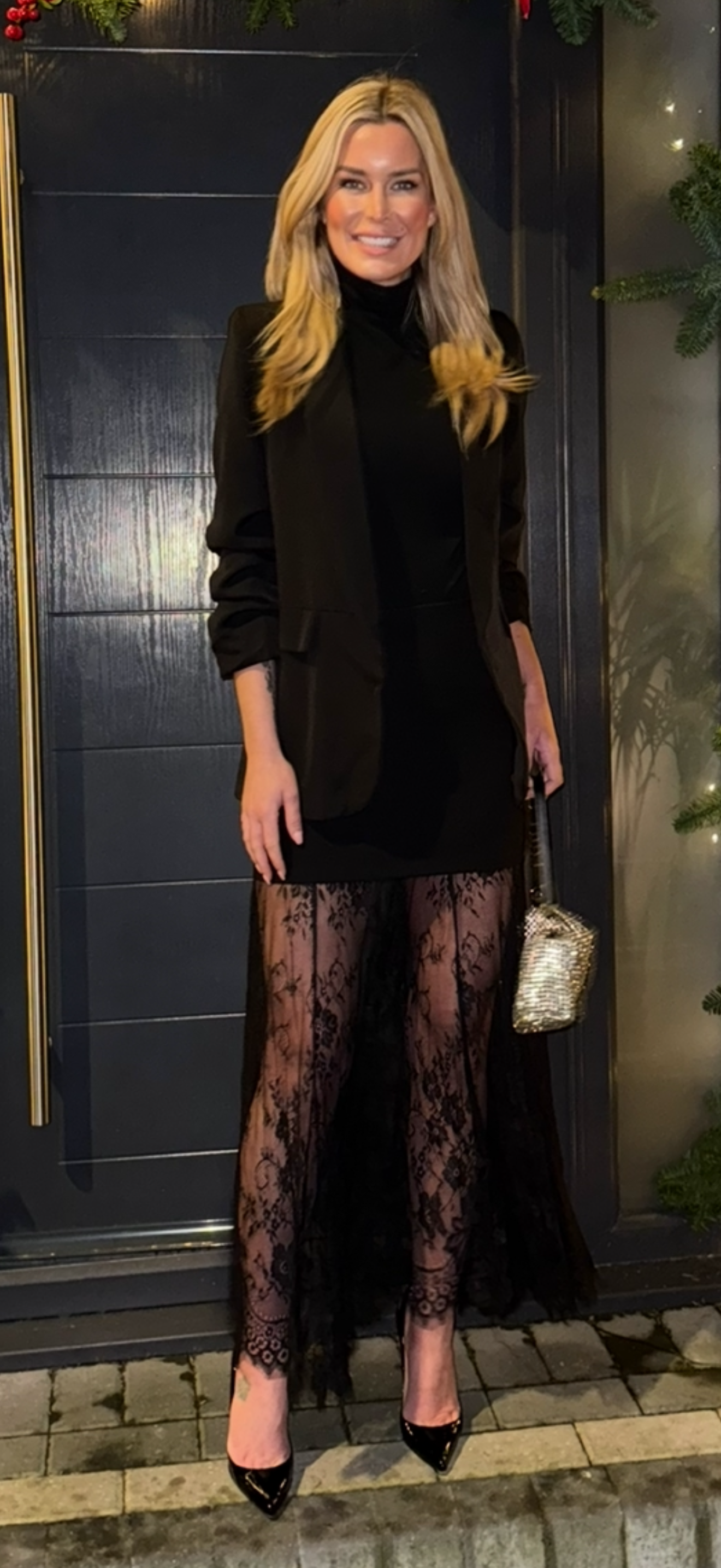 Lace skirt