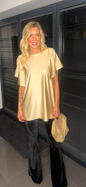 Bow tshirt gold