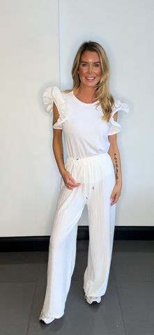 Relaxed trousers white