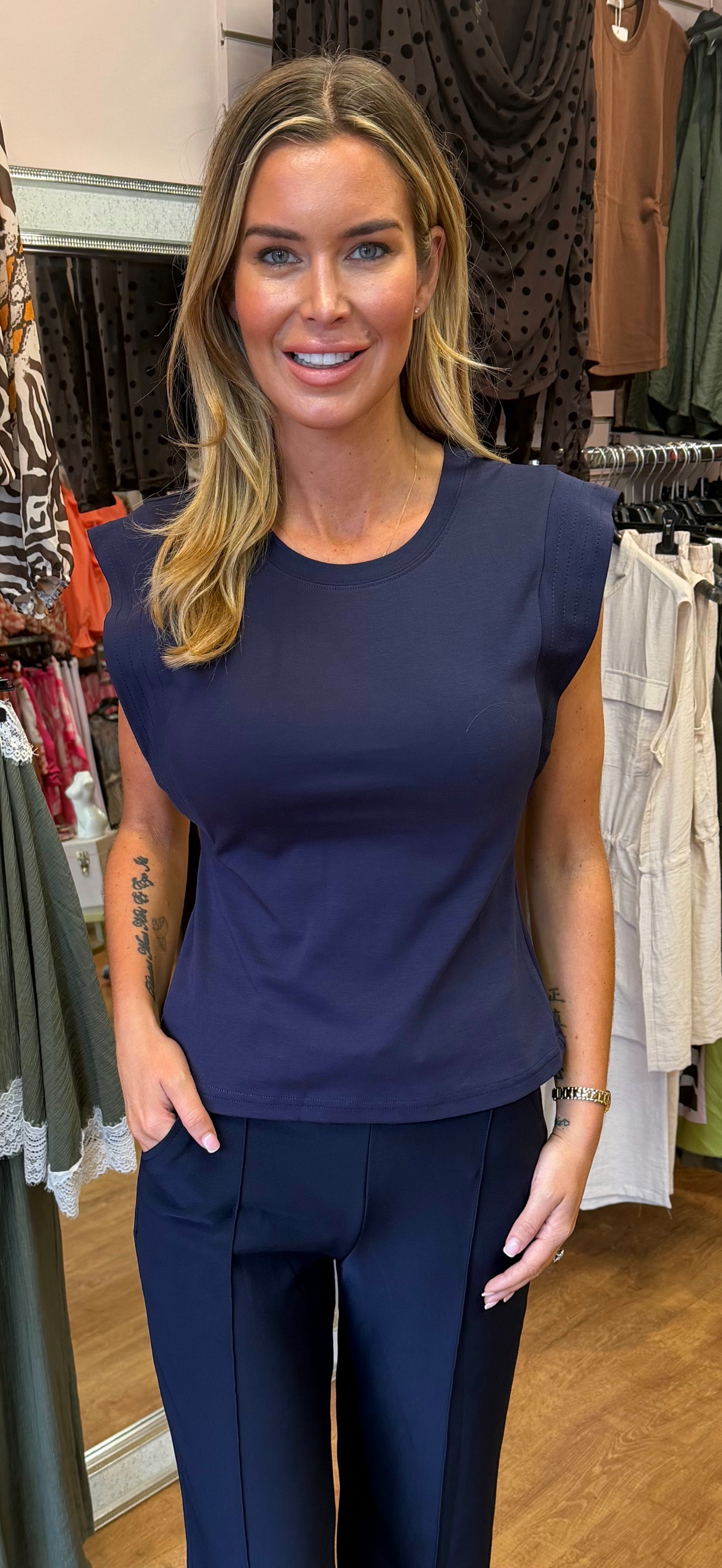 JADA vest navy