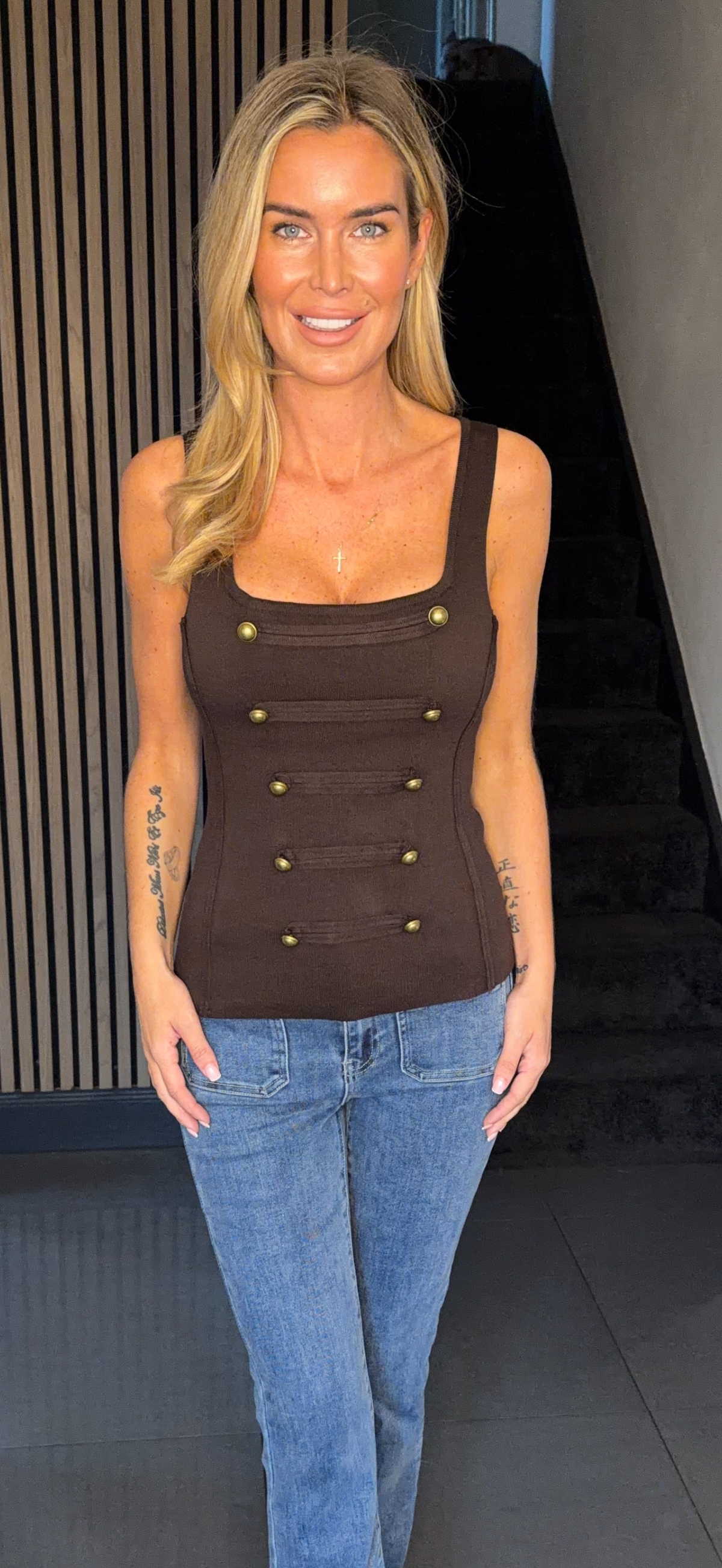 CAMILA vest brown