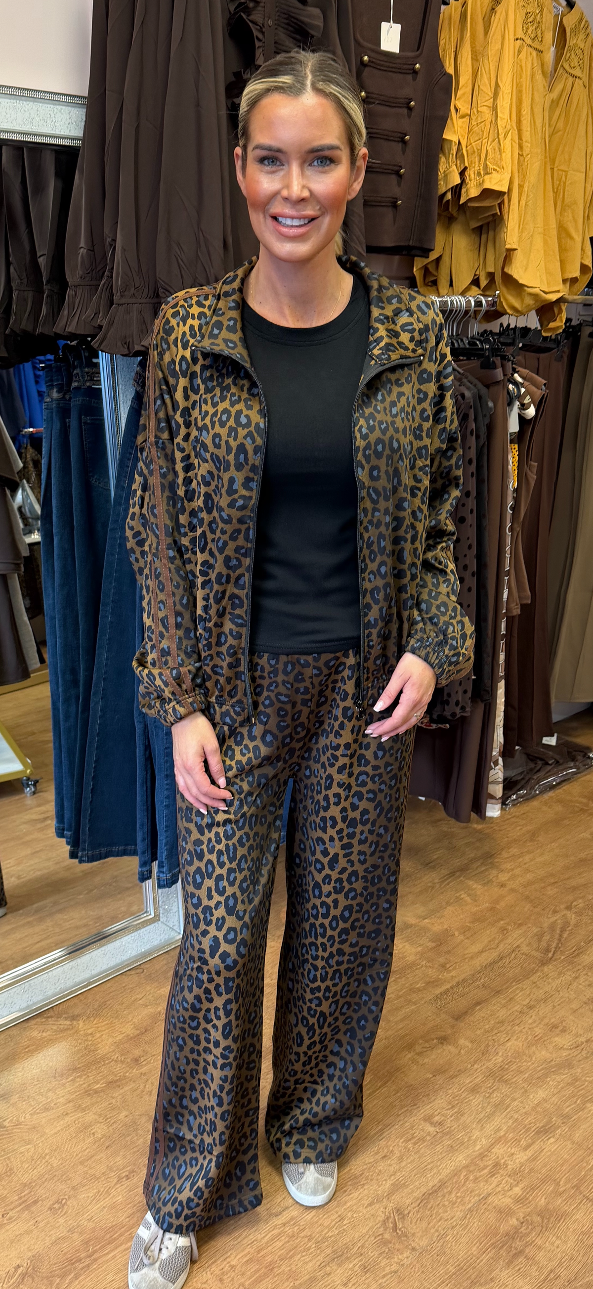Leopard set tan