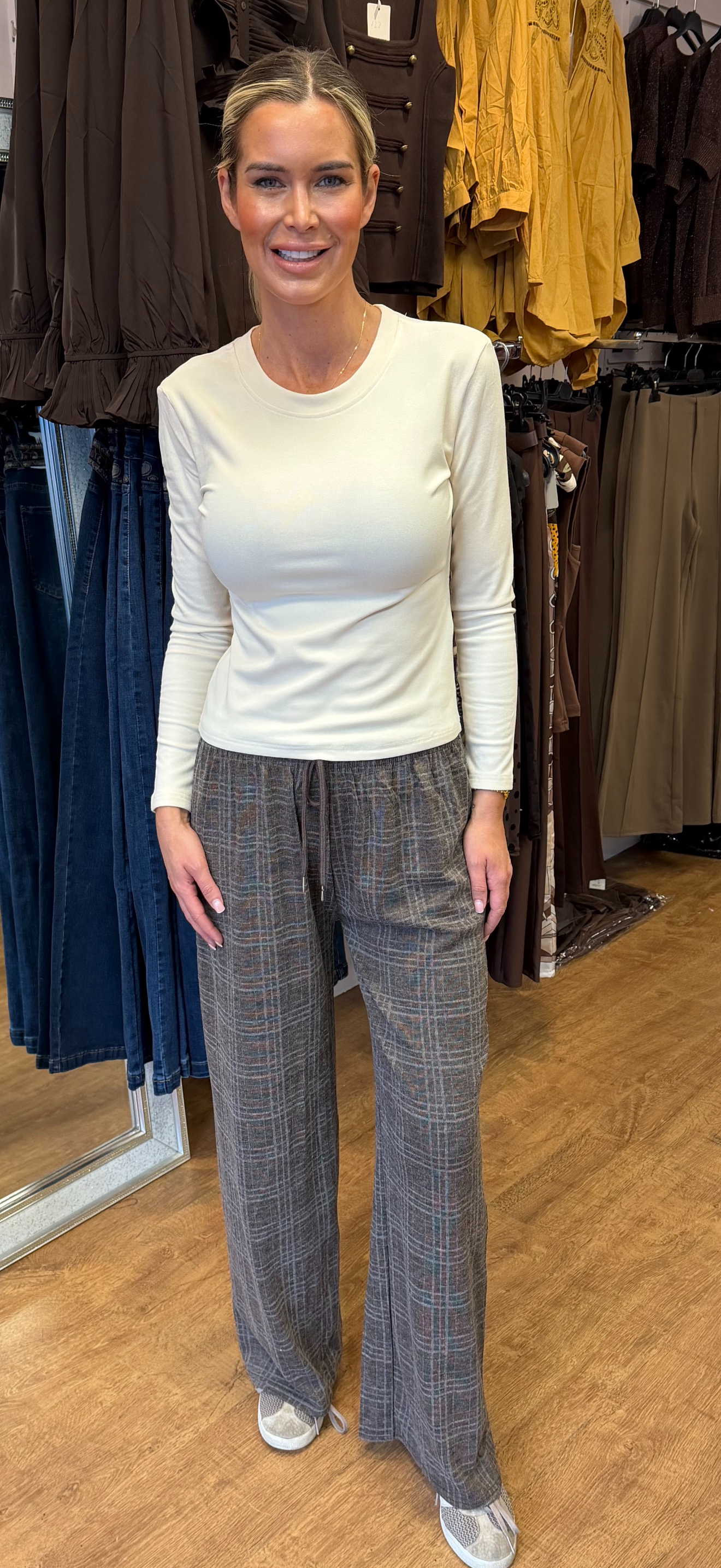 LOLA trousers checked brown