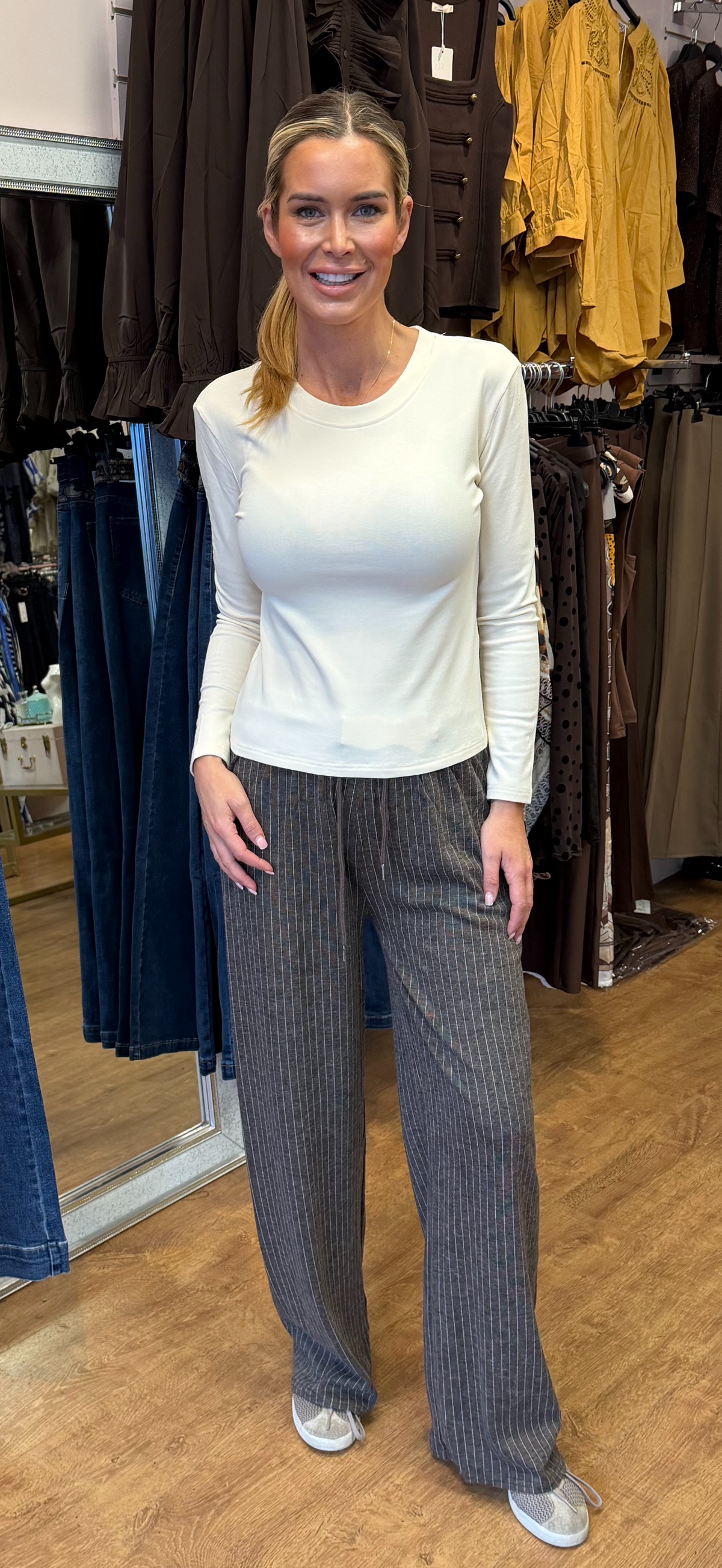 LOLA trousers pin stripe brown
