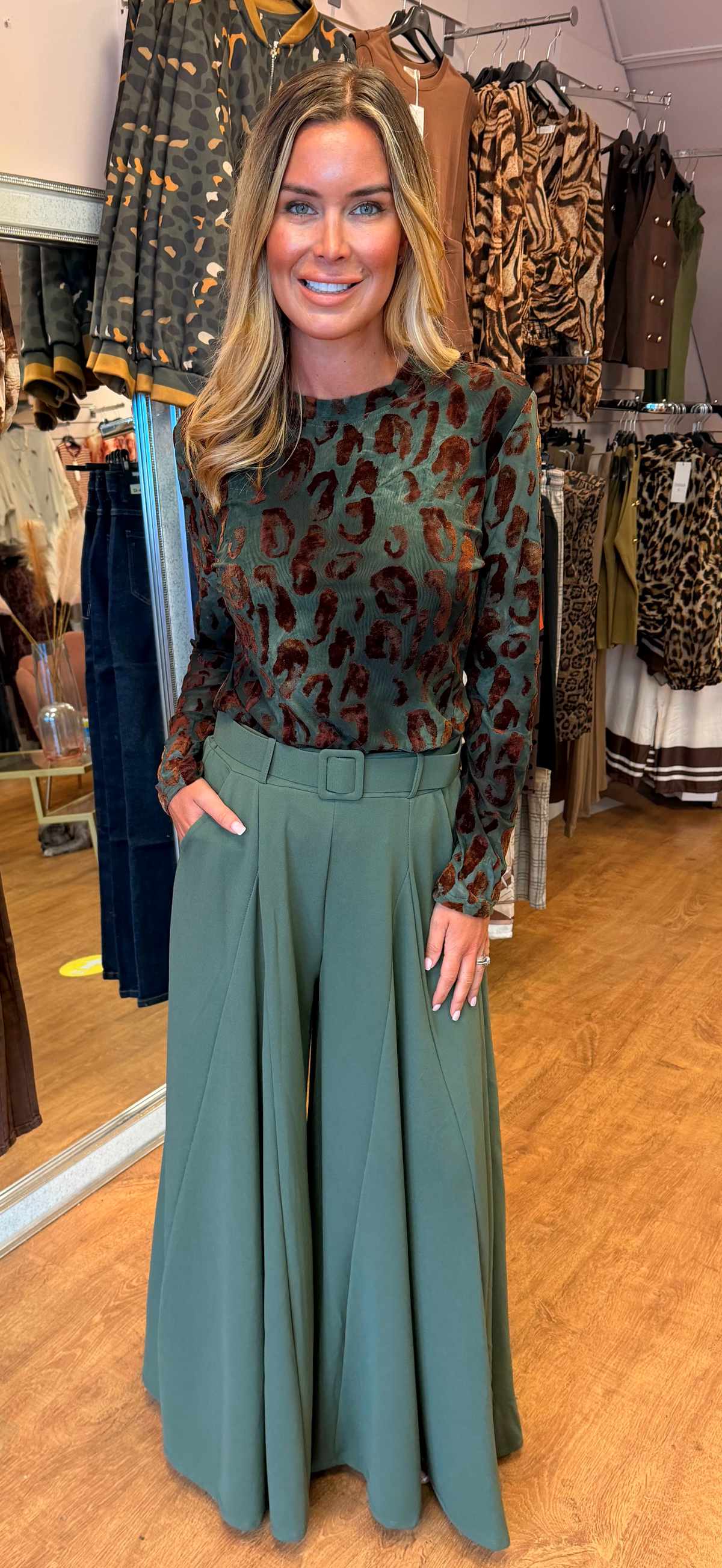 ZOE top khaki