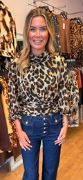 IZZY top leopard