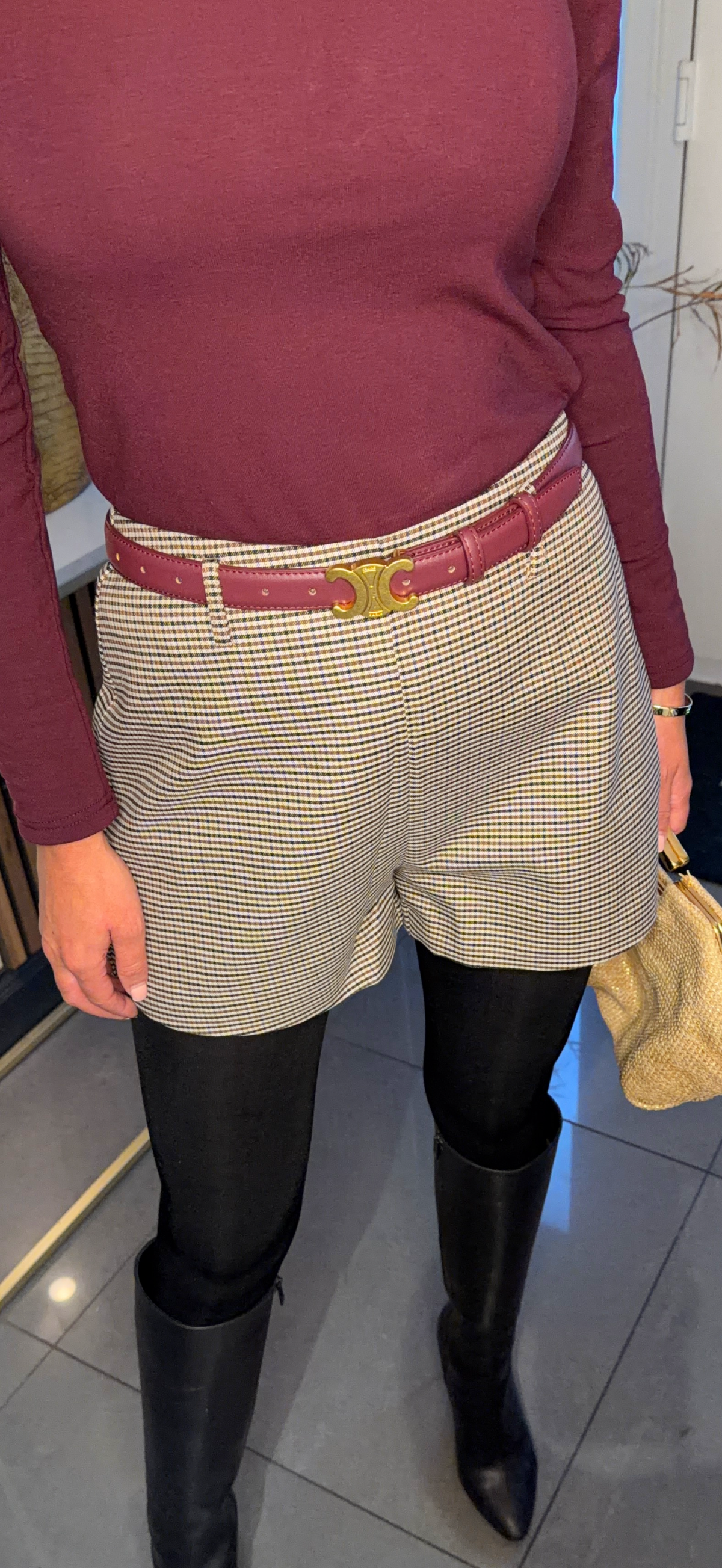 Checked shorts wine