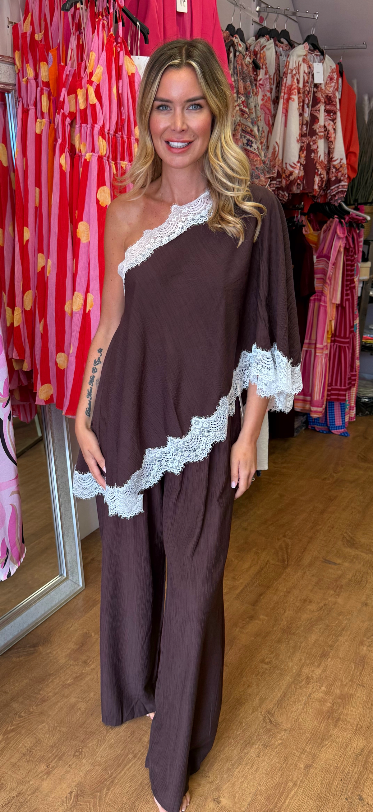 ATHENA set brown