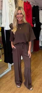 PRE ORDER CARLA SET brown 3/10/25