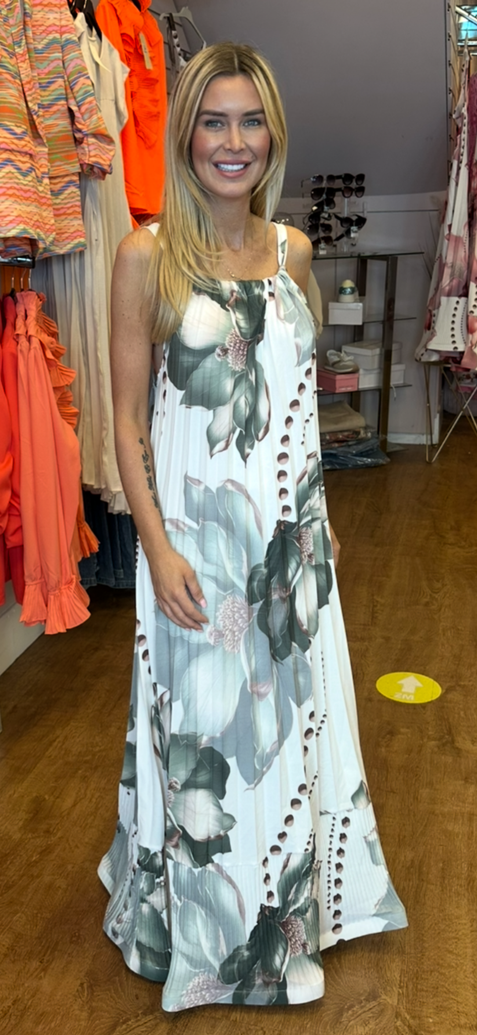 CLEO dress khaki