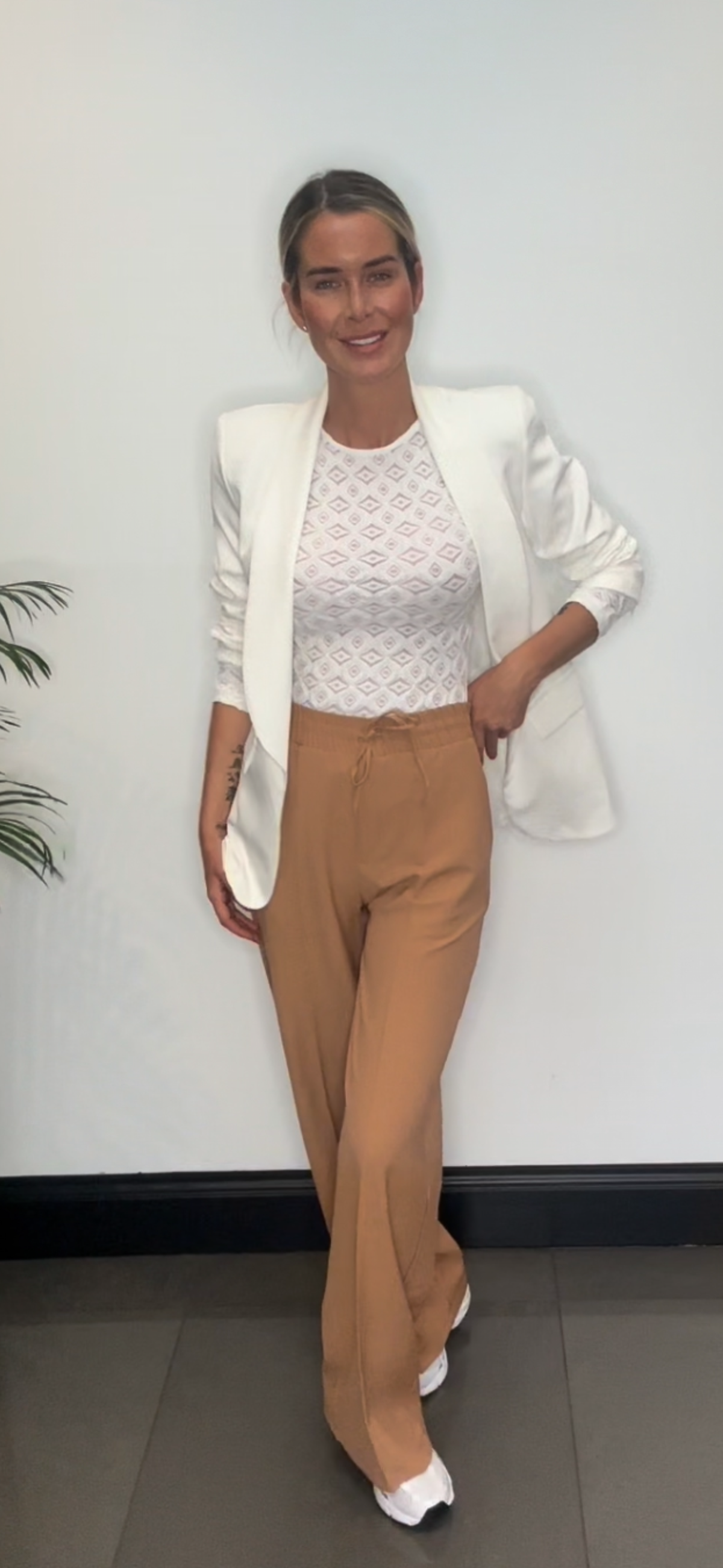 White ruched blazer