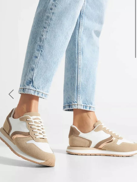 Trainers beige